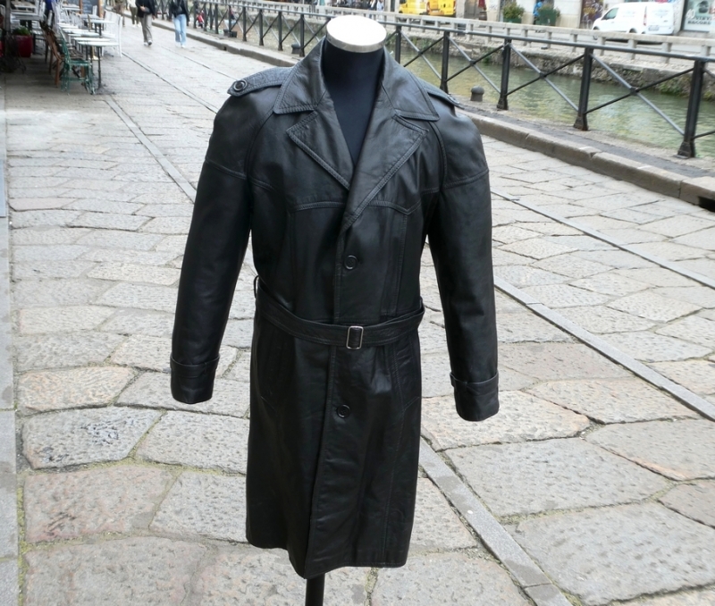 Vintage long leather coat size XL