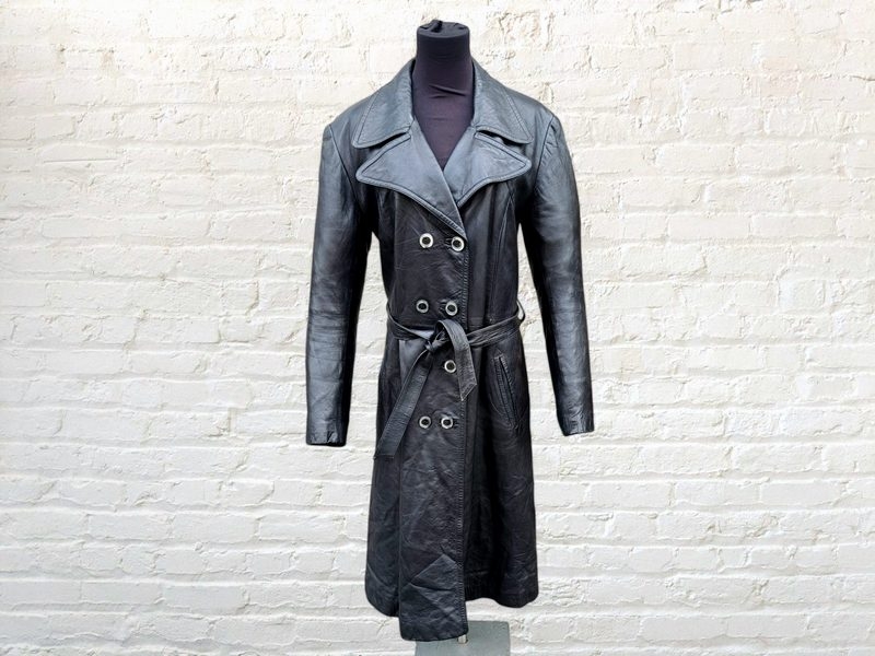 Vintage leather coat double breasted size 44